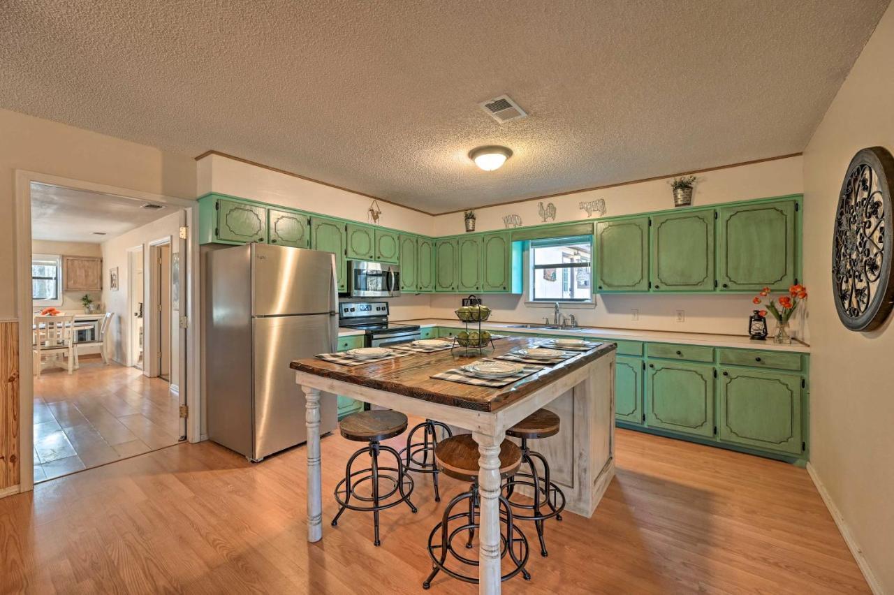 Villa Pet-Friendly Shady Oaks Broken Bow Gem With Patio! Exterior foto