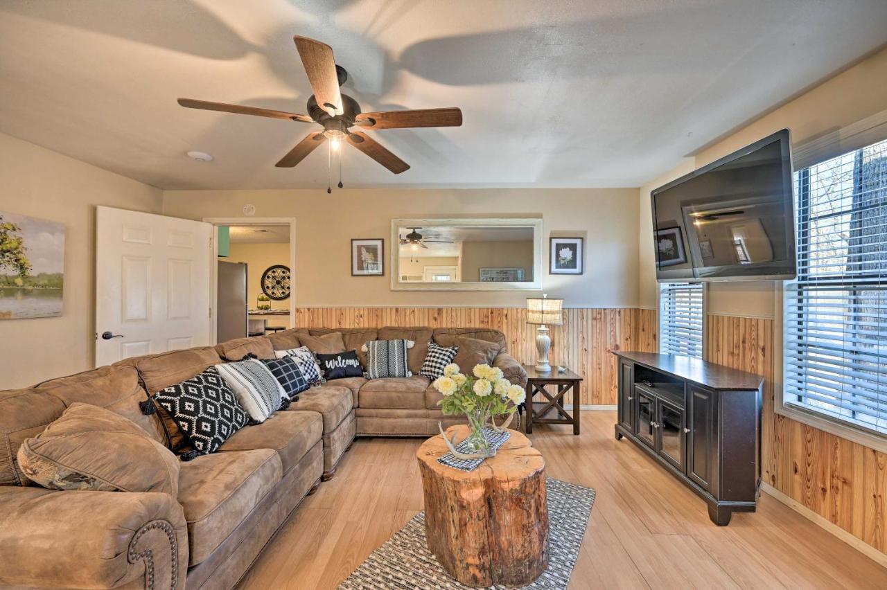Villa Pet-Friendly Shady Oaks Broken Bow Gem With Patio! Exterior foto
