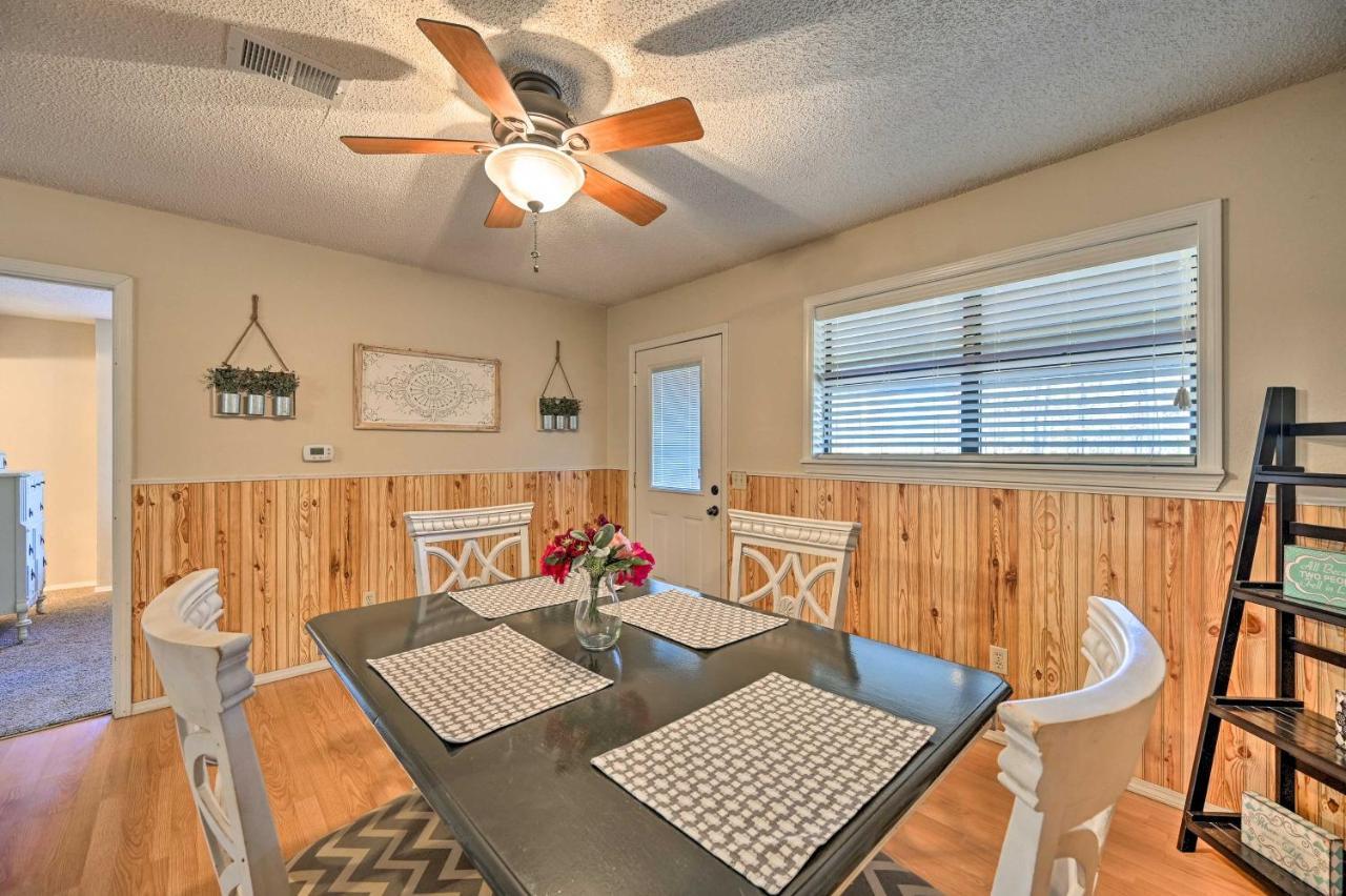 Villa Pet-Friendly Shady Oaks Broken Bow Gem With Patio! Exterior foto