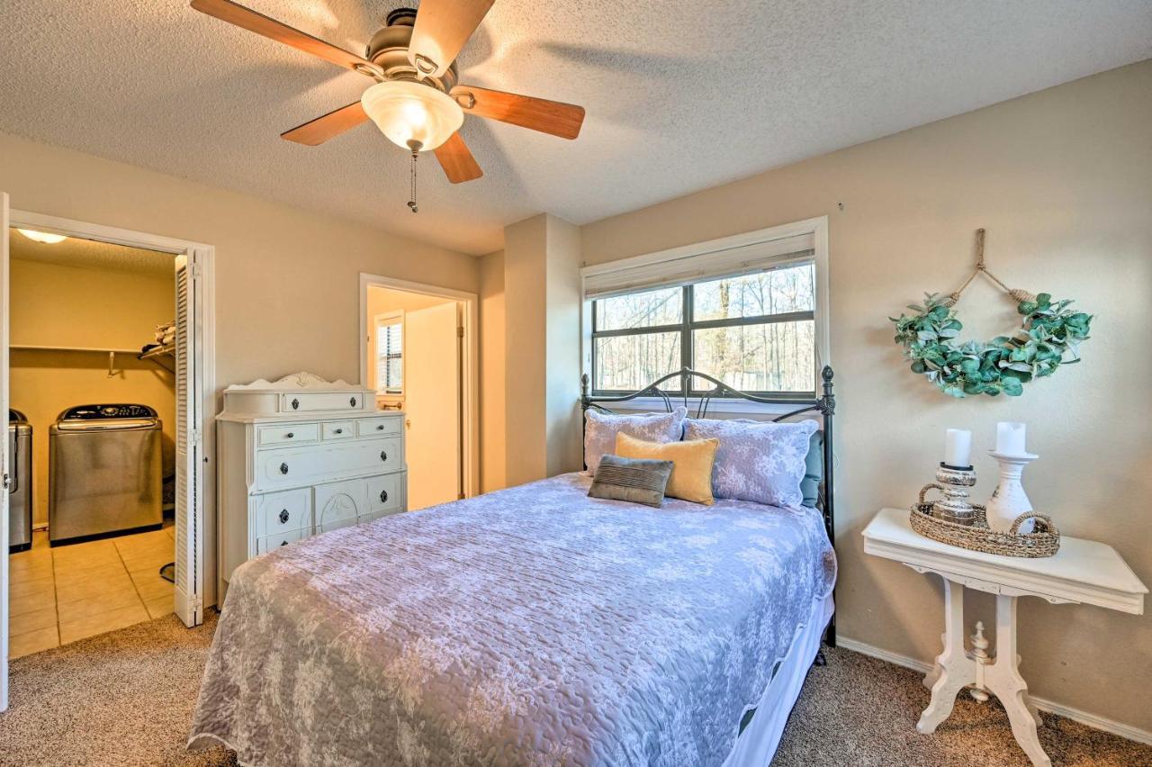 Villa Pet-Friendly Shady Oaks Broken Bow Gem With Patio! Exterior foto