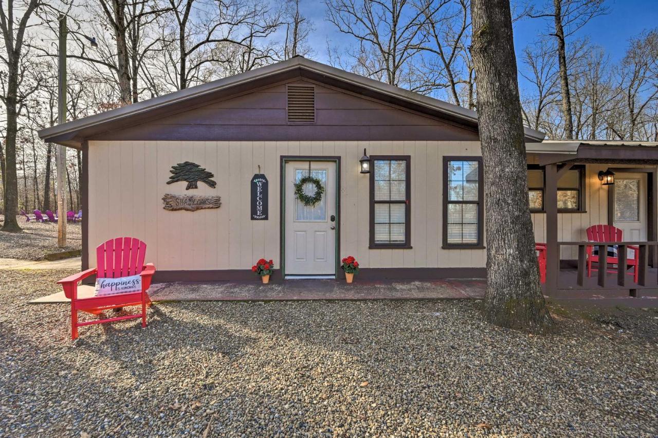 Villa Pet-Friendly Shady Oaks Broken Bow Gem With Patio! Exterior foto